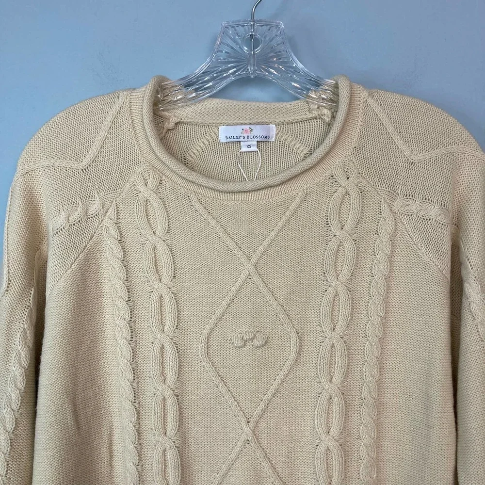 BAILEY'S Blossoms Cream Light Tan Lightweight Cable Knit Sweater Women's Size XS - Picture 9 of 12